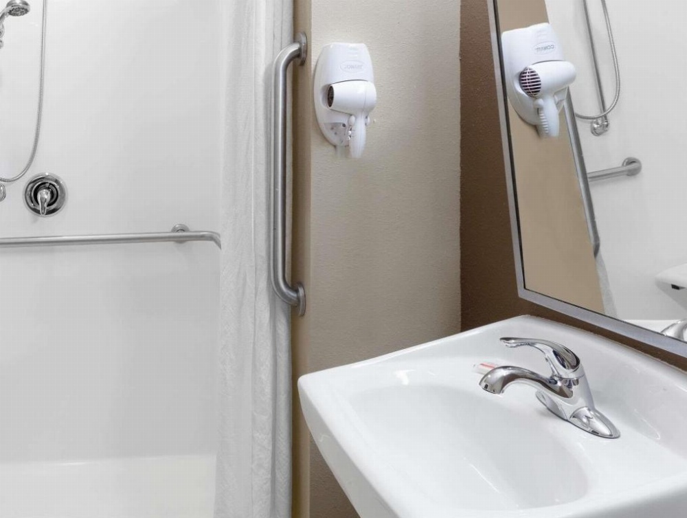 Microtel Inn & Suites By Wyndham Columbia/At Fort Jackson Image 12