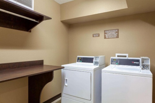 Microtel Inn & Suites By Wyndham Columbia/At Fort Jackson image 14