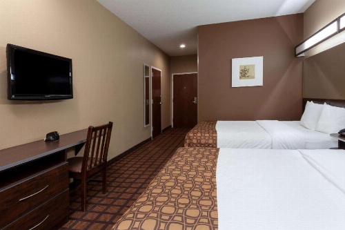 Microtel Inn & Suites By Wyndham Columbia/At Fort Jackson image 6